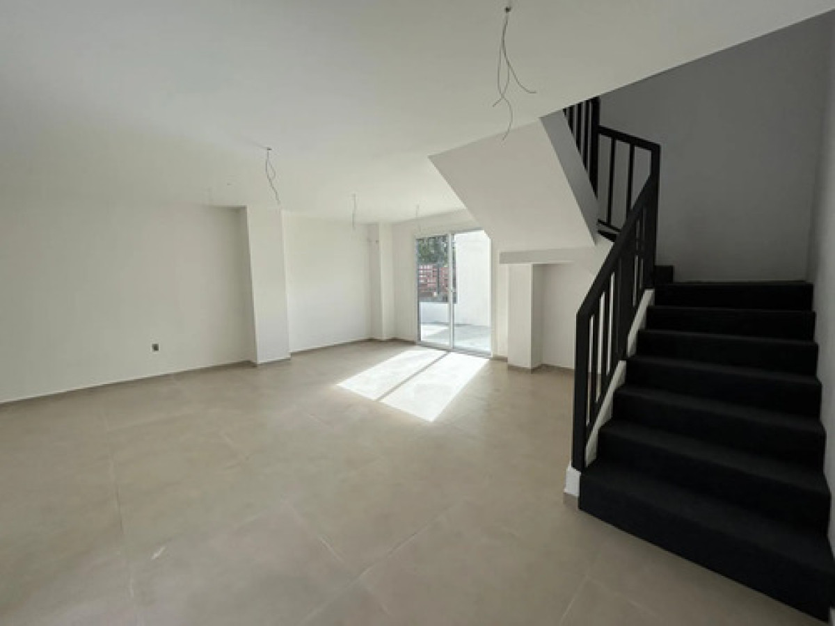 Casa ID.12213 - Alquiler de casa 2 dormitorios en Malvin Norte