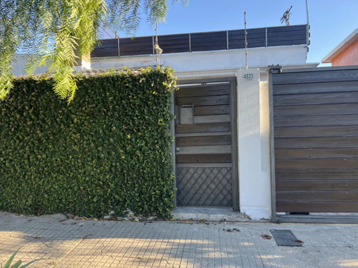 Casa ID.12291 - Alquiler Casa 2 Dormitorios Cochera Parrillero Sayago