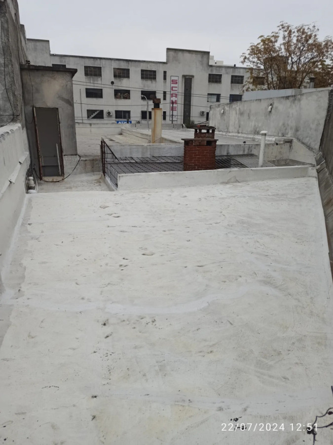 Casa ID.12860 - Alquiler Casa 3 Dormitorios 2 Baños Con Patio Y Parrillero Azotea Sin Gastos En Mercado Modelo