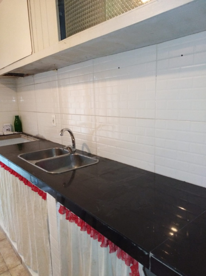 Casa ID.4708 - Excelente Casa De 3 Dormitorios 2 Baños Garaje Para 2 Autos