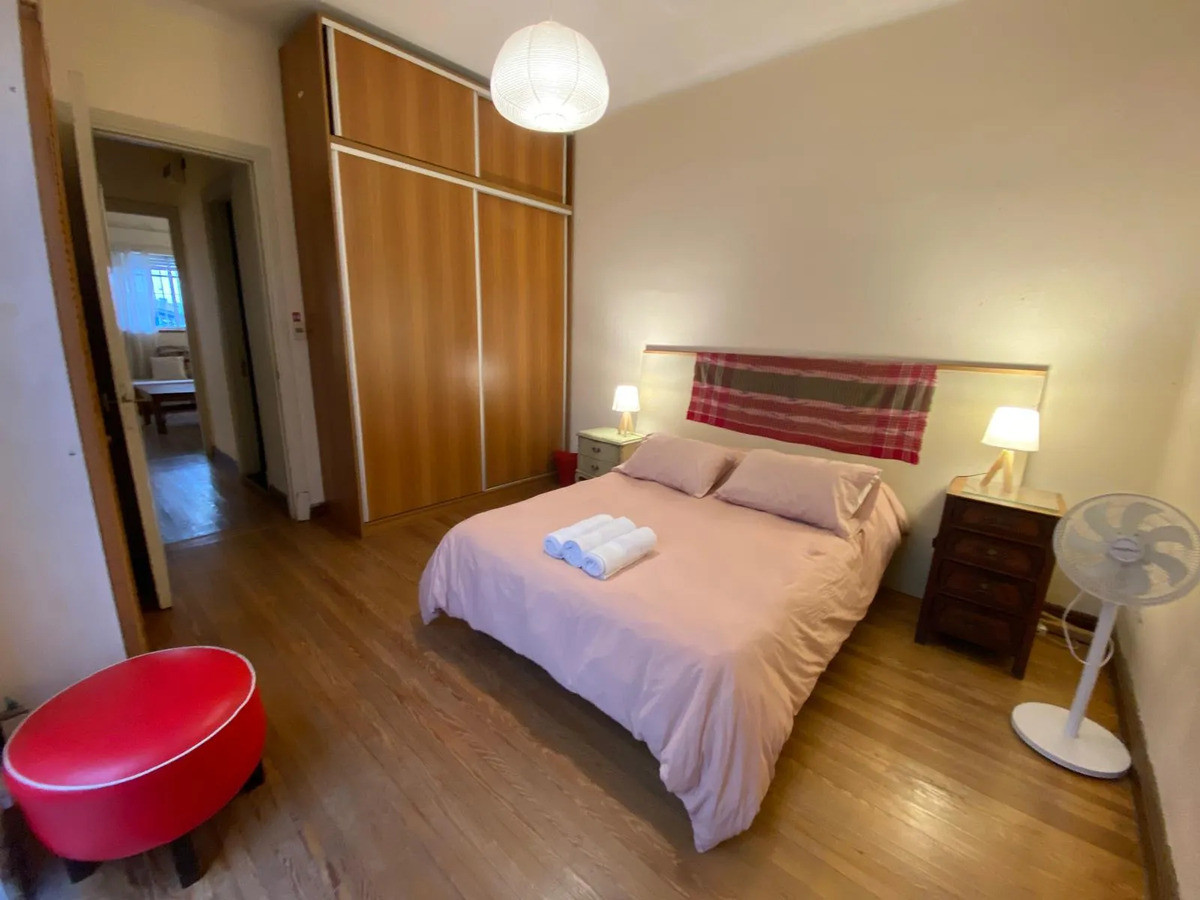 Casa ID.12575 - Alquiler Casa 2 Dormitorios 2 Baños Patio Sin Gastos Pocitos