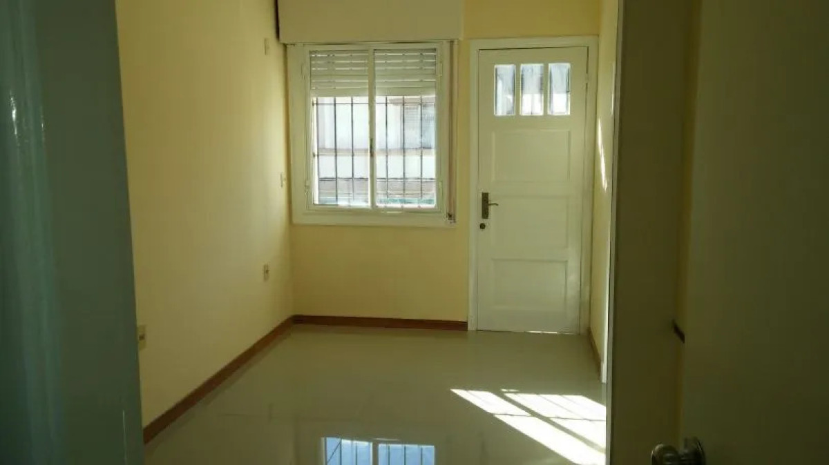 Casa ID.12605 - Alquiler Casa De Altos 3 Dormitorios Sin Gastos En Pocitos