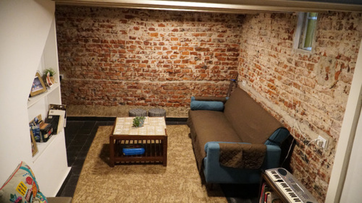 Casa ID.11273 - Venta Casa La Blanqueada 4 Cuartos Jardin Cochera Parrillero Horno Barro