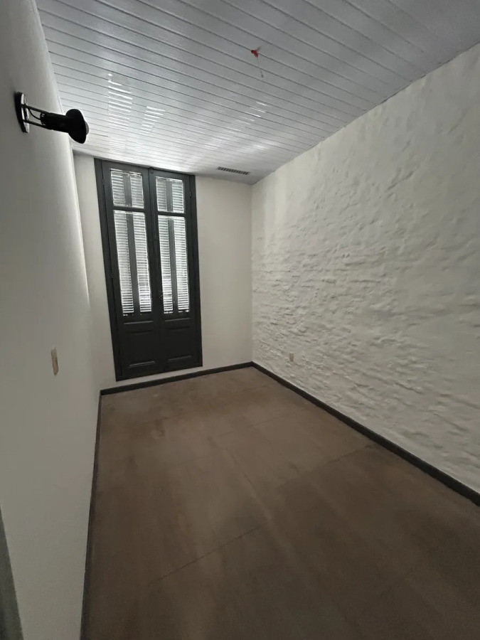 Casa ID.11040 - Alquiler Casa 2 Dormitorios Con Patio Sin Gastos Barrio Sur
