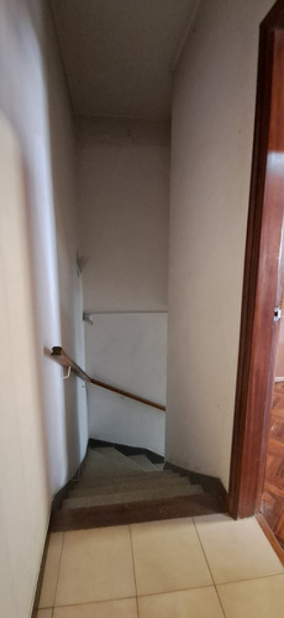 Casa ID.11527 - Alquiler De Casa Planta Alta 2 Dormitorios Con Parrillero En Tres Cruces