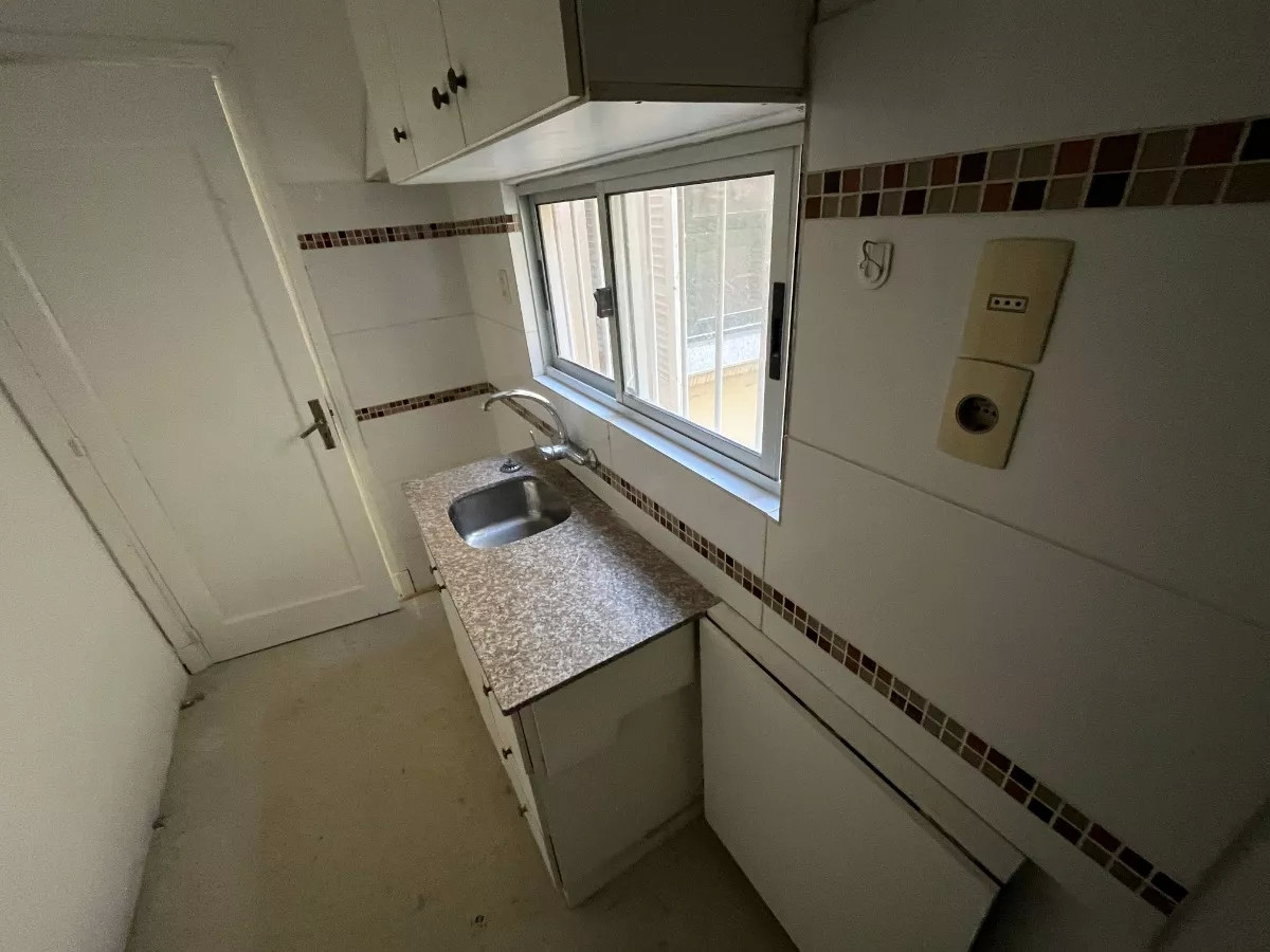 Casa ID.5849 - Encantadora Casa de 2 Dormitorios Con Renta En Buceo Terraza Con Vista Despejada