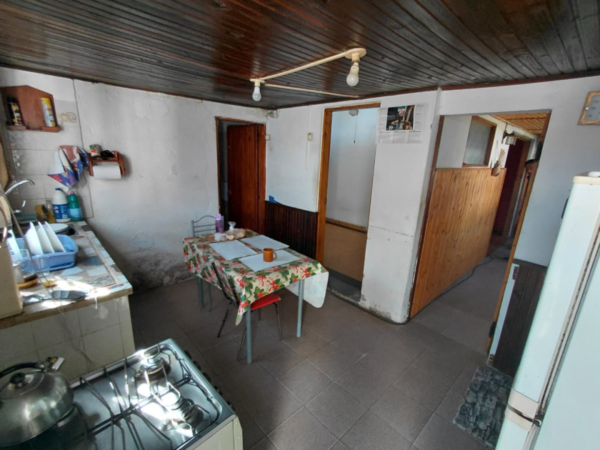 Casa ID.12989 - Venta Casa Con Apartamento Y Gran Terreno En Toledo Canelones