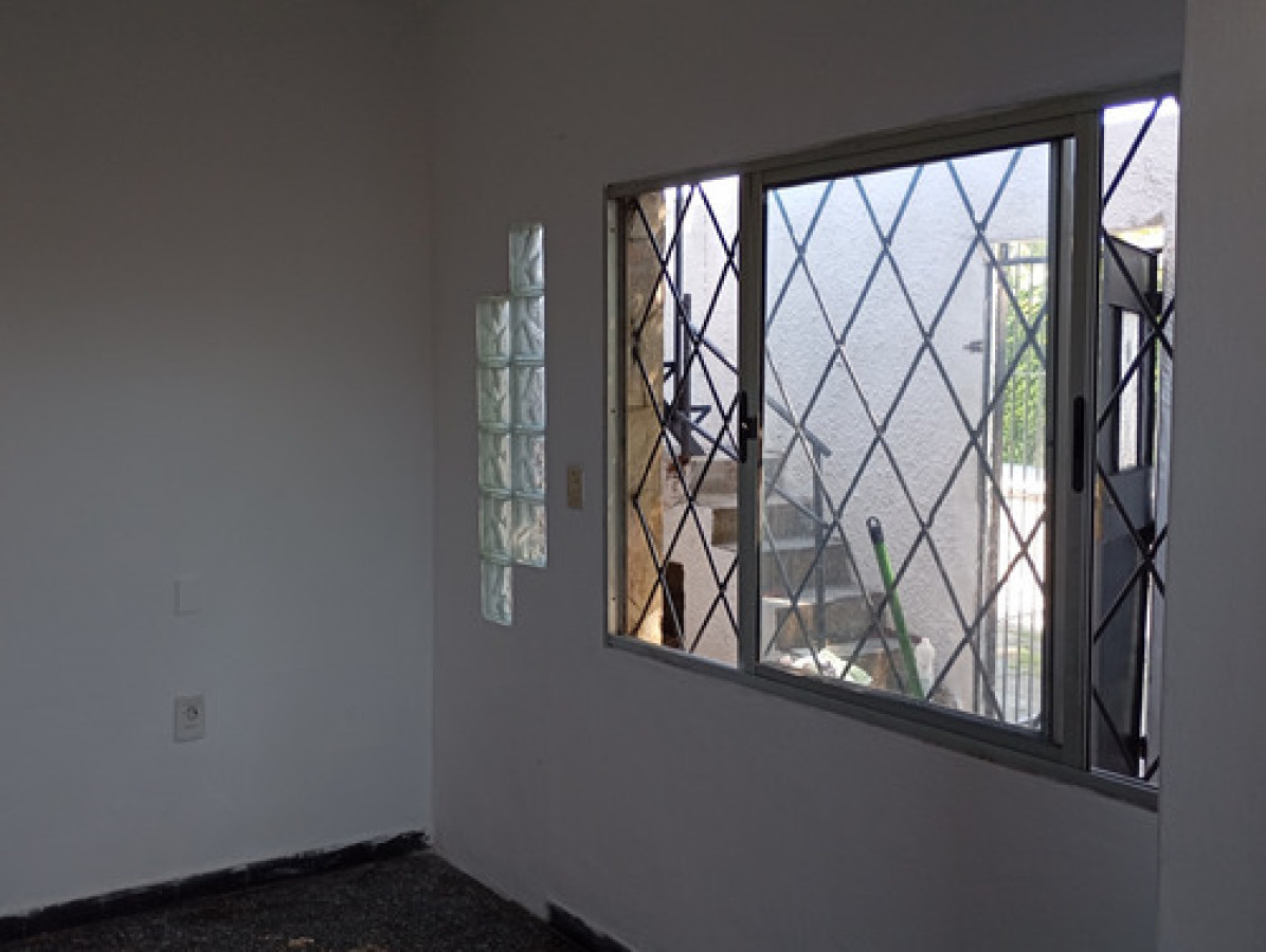 Casa ID.11457 - Alquiler De Casa , 4 Dormitorios , Patio Y Terraza, En Unión.