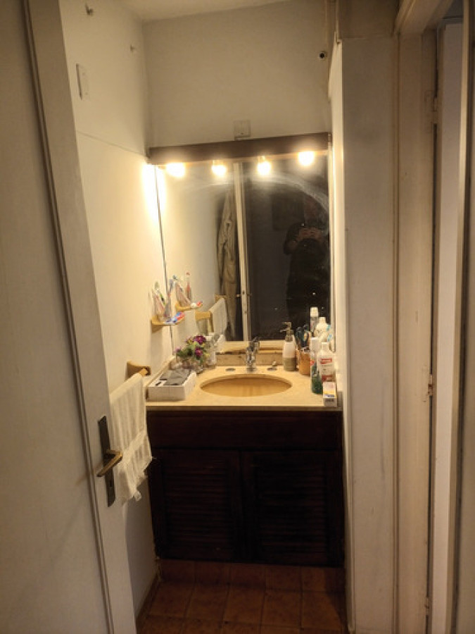 Casa ID.8919 - Casa 4 Dormitorios O Escritorio 2 Baños Garage Terraza Con Parrillero En Parque Rodó