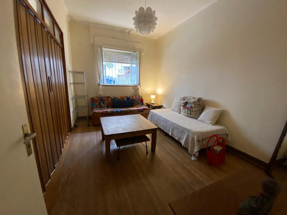 Casa ID.12575 - Alquiler Casa 2 Dormitorios 2 Baños Patio Sin Gastos Pocitos