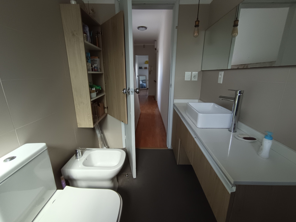 Casa ID.12015 - Venta Casa Dúplex Excelente Estado Garaje En Jacinto Vera