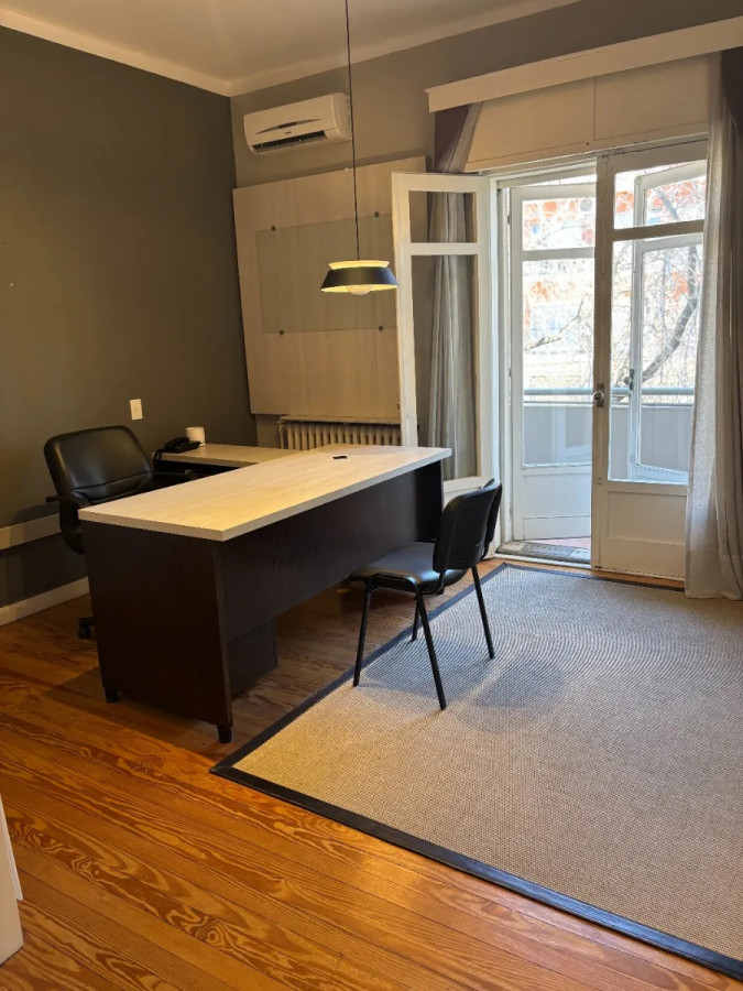 Casa ID.9297 - Alquiler Casa Ideal Para Oficinas U Estudios En Puerto Buceo