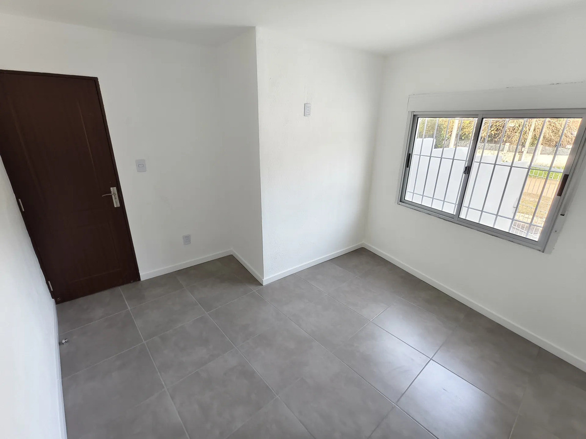 Casa ID.12031 - Alquiler Casa 2 Dormitorios Cochera Sin Gastos En Belvedere