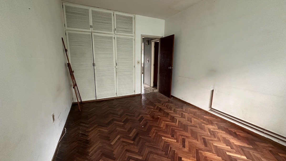 Casa ID.6483 - Hermosa Casa De 4 Dorm Con Gigante Terreno Parrillero y Garaje