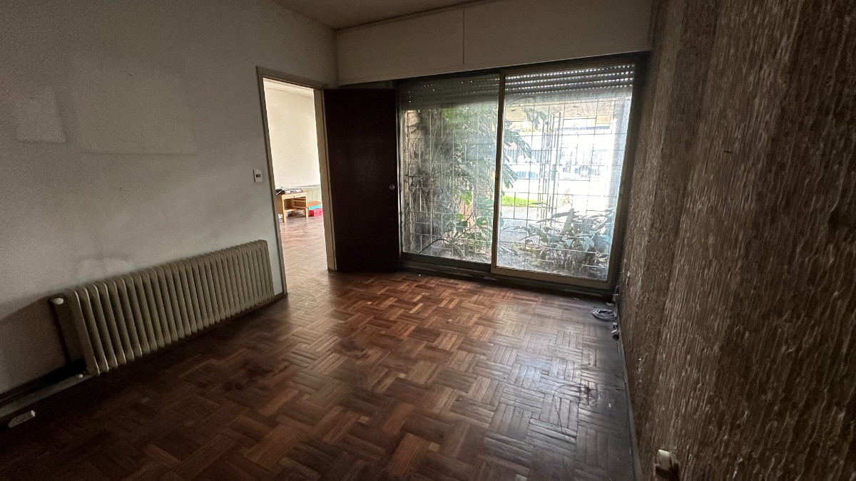 Casa ID.6483 - Hermosa Casa De 4 Dorm Con Gigante Terreno Parrillero y Garaje