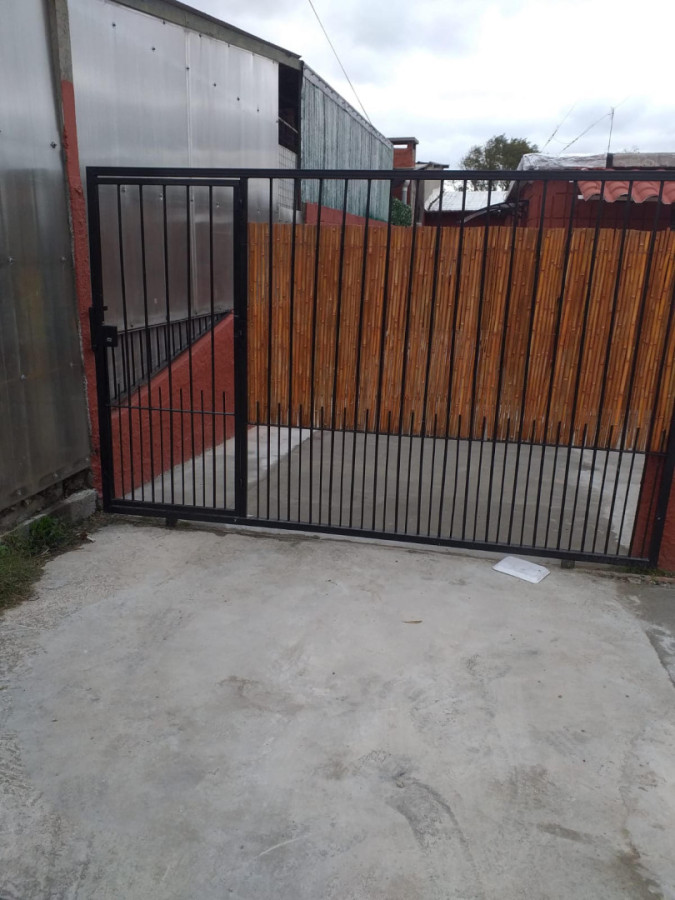 Casa ID.13237 - Alquiler Casa 1 Dormitorio Patio Sin Gastos Comunes Complejo Cerrado Parque Guaraní En Maroñas