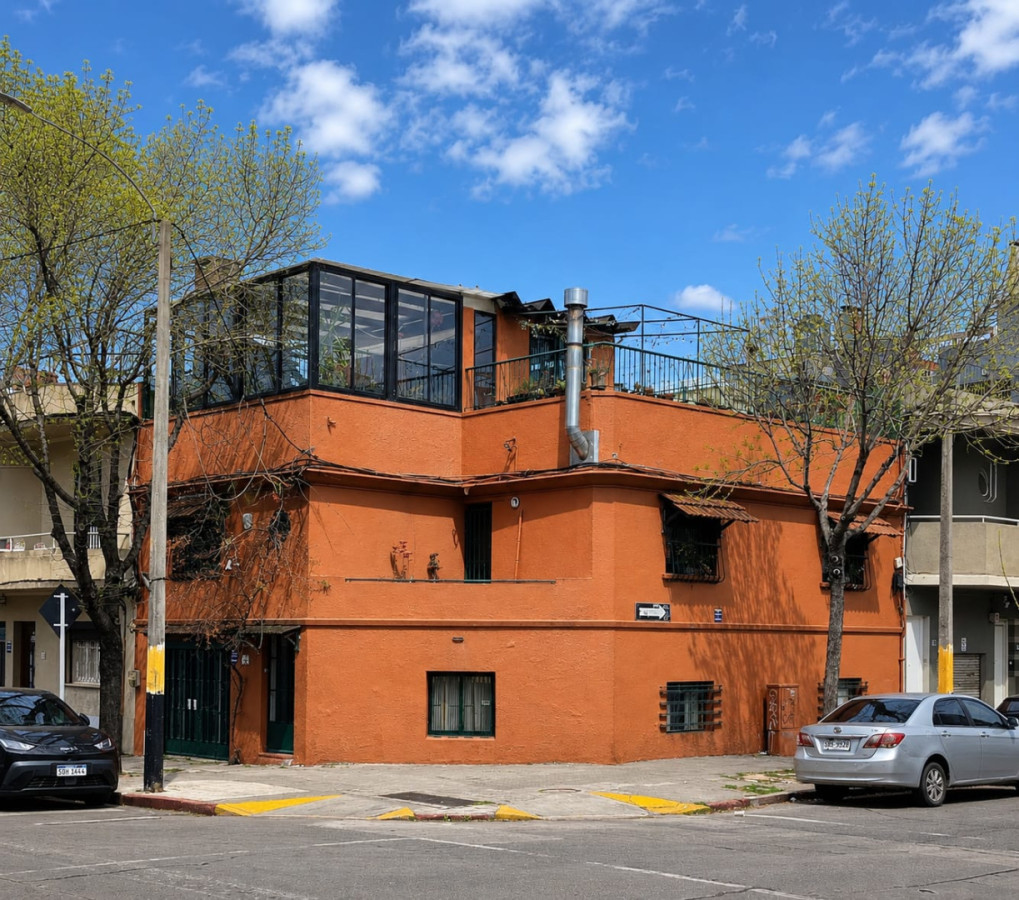 Casa ID.12593 - Casa 4 Dormitorios 2 Baños Garage Parrillero Parque Rodó