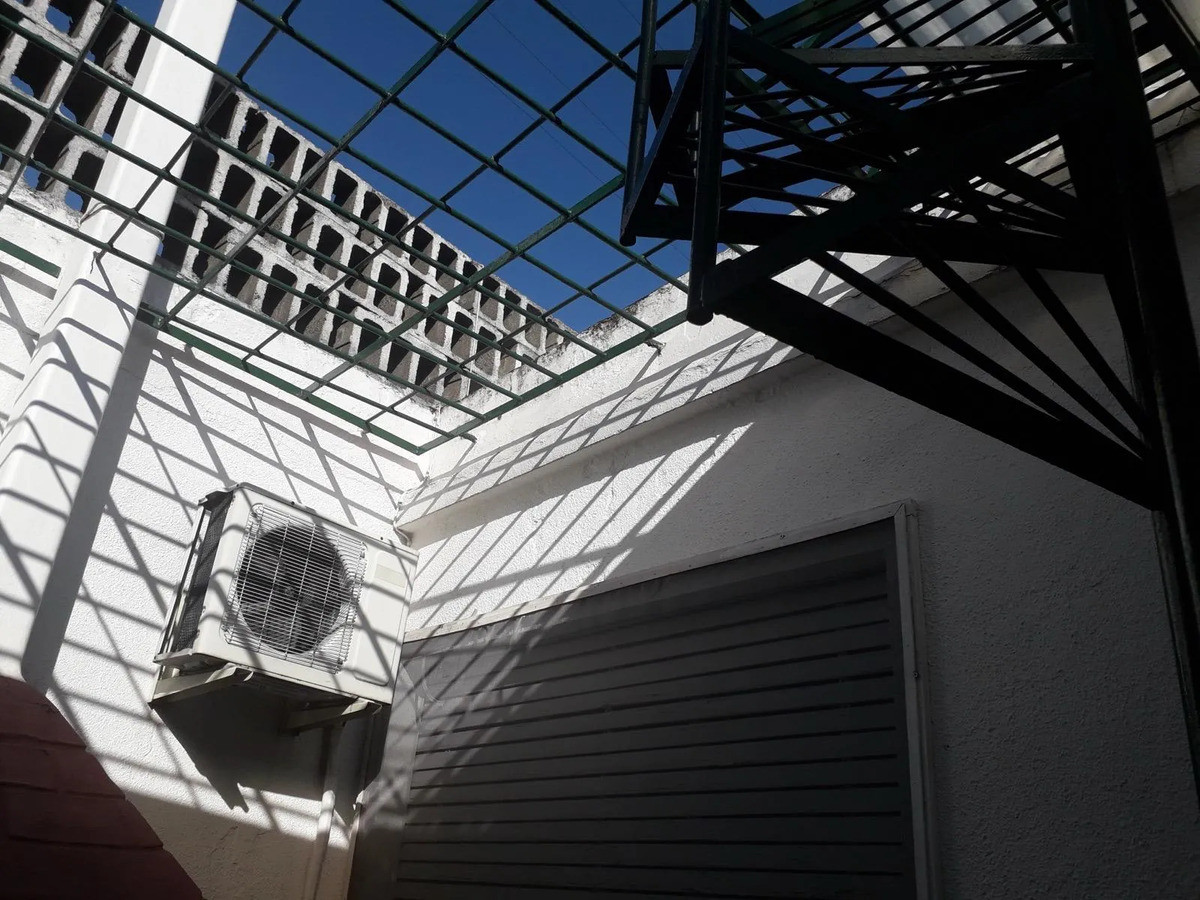 Casa ID.12853 - Alquiler De Casa 3 Dormitorios Con Patio Y Parrillero Cochera Sin Gastos Comunes En Unión