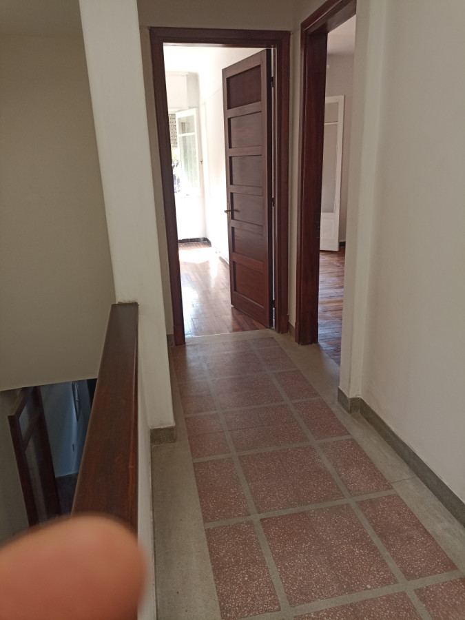 Casa ID.7882 - Venta De Casa 4 Dormitorios 2 Baños Sobre Av 8 de Octubre En Unión