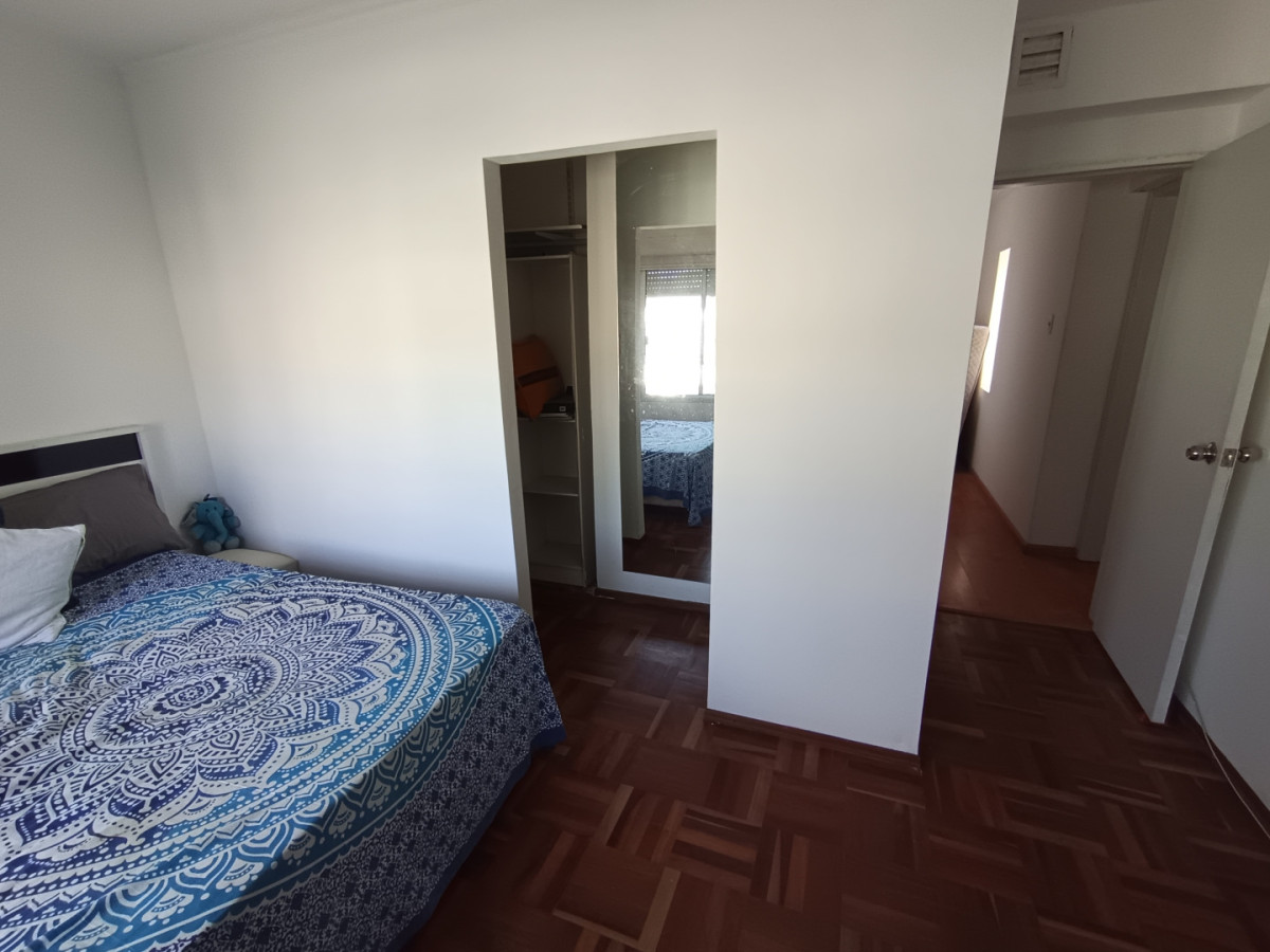Casa ID.12015 - Venta Casa Dúplex Excelente Estado Garaje En Jacinto Vera