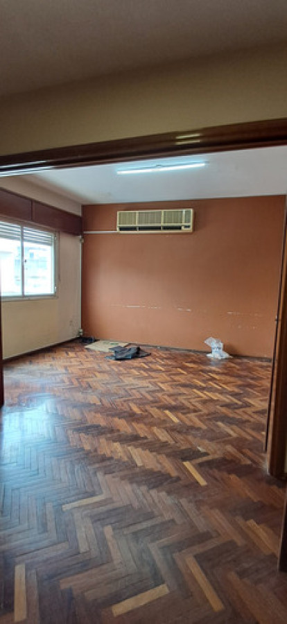 Casa ID.11527 - Alquiler De Casa Planta Alta 2 Dormitorios Con Parrillero En Tres Cruces