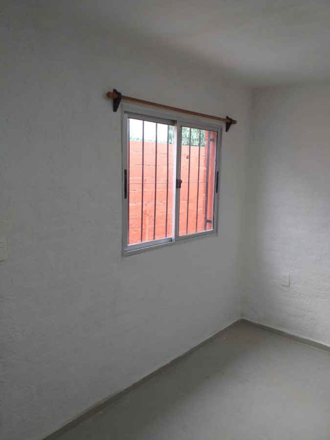 Casa ID.13237 - Alquiler Casa 1 Dormitorio Patio Sin Gastos Comunes Complejo Cerrado Parque Guaraní En Maroñas