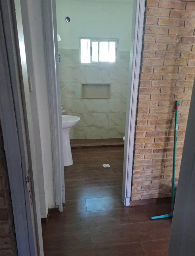 Casa ID.12074 - Alquiler Casa 4 Dormitorios Garaje Sin Gastos Malvin Norte