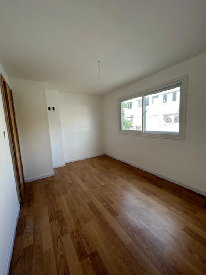 Casa ID.12213 - Alquiler de casa 2 dormitorios en Malvin Norte