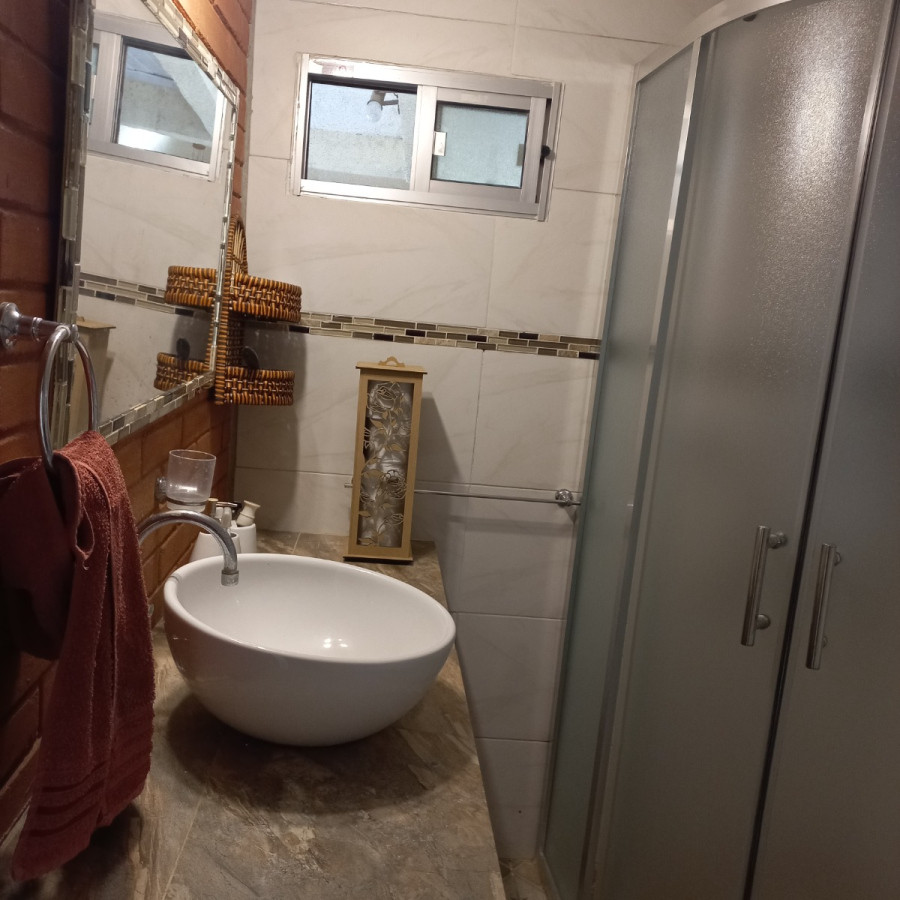 Casa ID.8435 - Muy Linda Casa 2 Dormitorios Con Barbacoa y Garaje