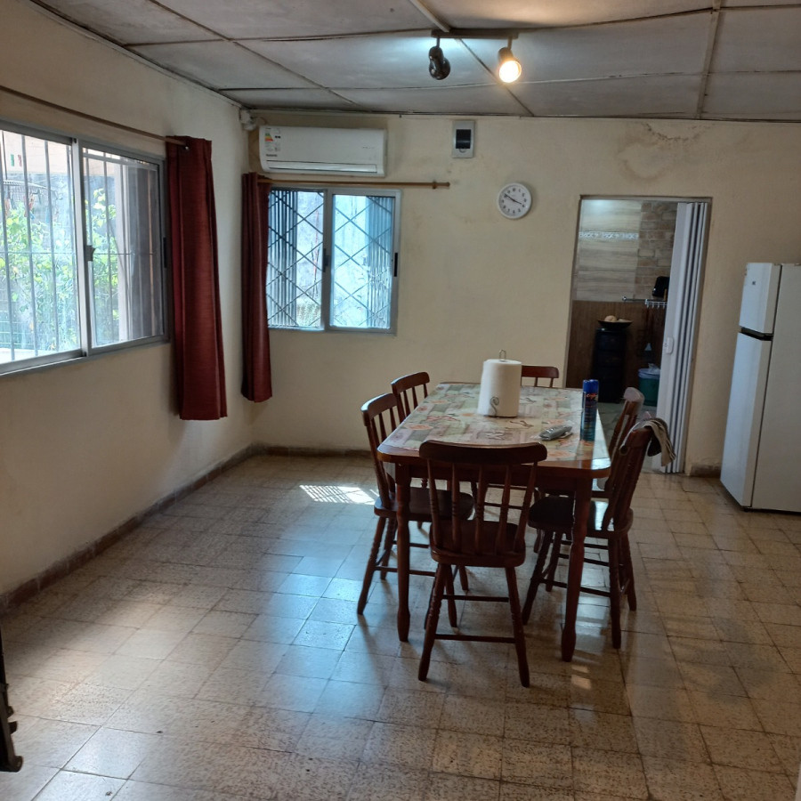 Casa ID.8435 - Muy Linda Casa 2 Dormitorios Con Barbacoa y Garaje