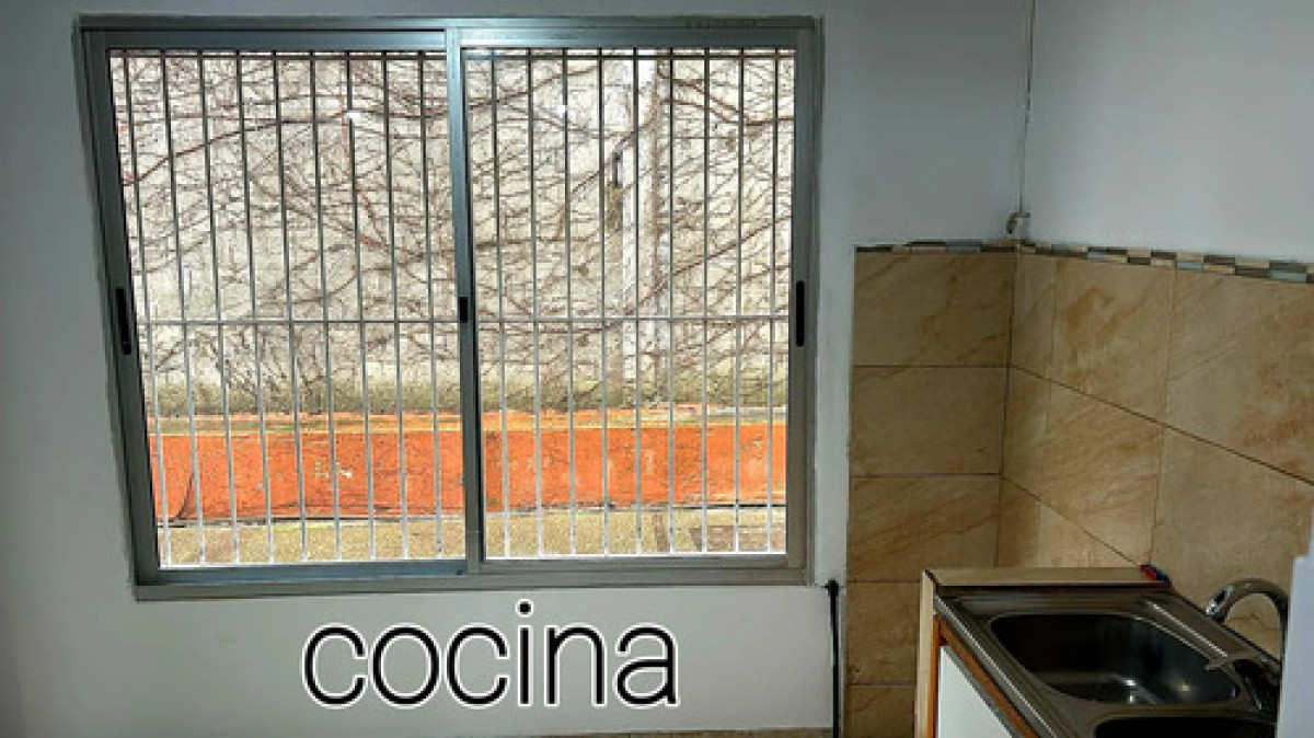 Casa ID.12430 - Alquiler de casa 2 dormitorios en Sayago