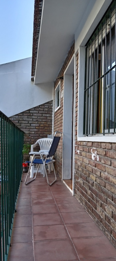 Casa ID.8634 -  Casa De Altos 2 Dormitorios Cochera Sin Gastos Buceo