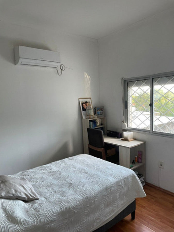 Casa ID.9677 - Hermosa Casa De 4 Dorm Cochera Jardín Terraza Parrillero