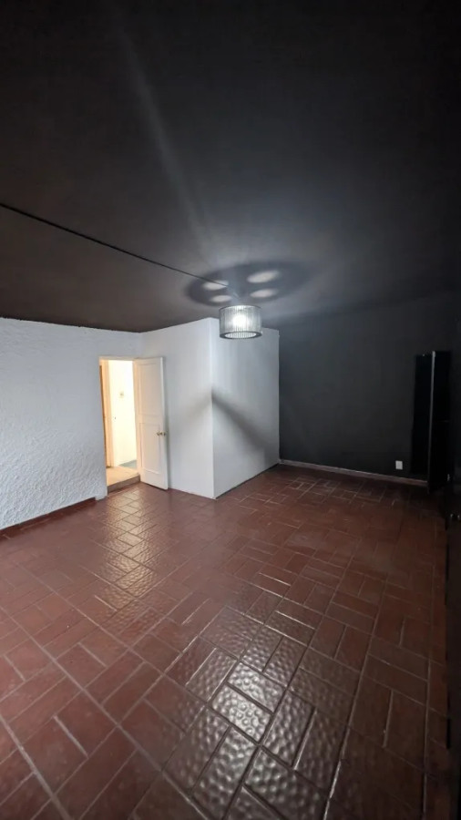 Casa ID.10660 - Alquiler Casa 2 Dormitorios 2 Baños Cochera En Puerto Buceo