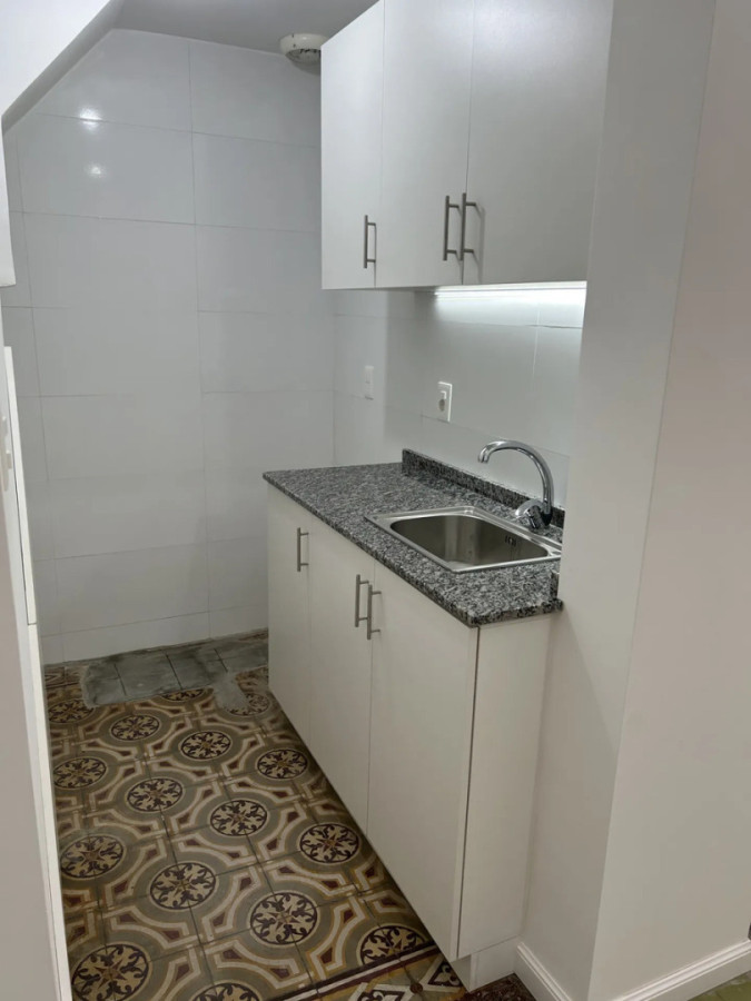 Casa ID.13142 - Alquiler Casa A Nueva De 2 Dormitorios Sin Gastos Comunes En La Comercial