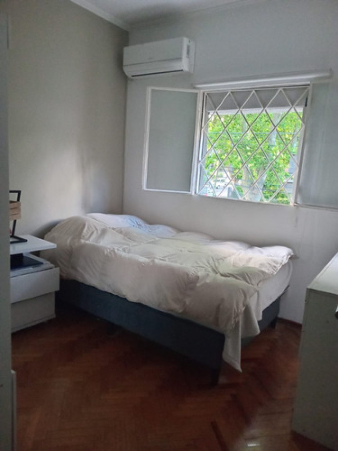 Casa ID.9677 - Hermosa Casa De 4 Dorm Cochera Jardín Terraza Parrillero