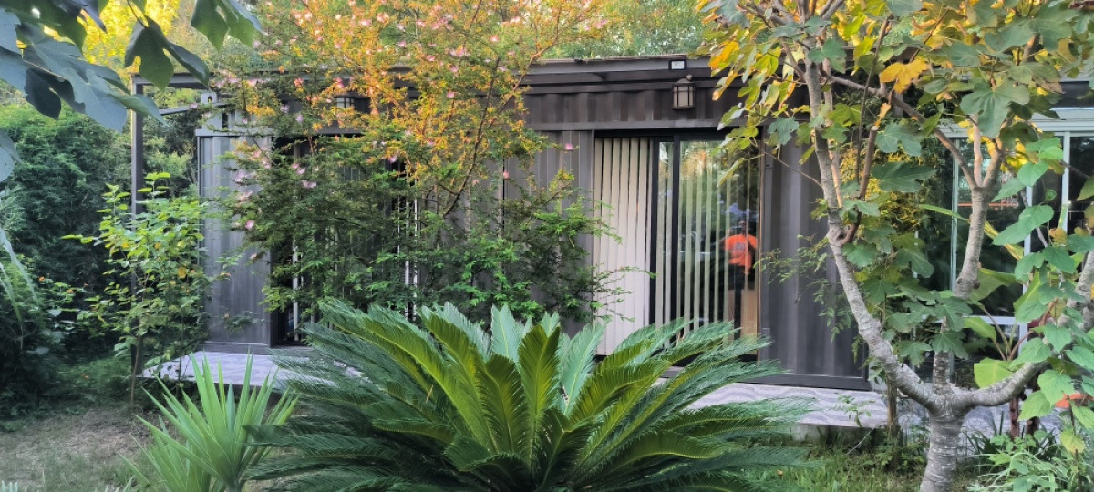 Casa ID.9028 - Venta Casa Gran Terreno 1 Dormitorio Piscina Parrillero En El Pinar