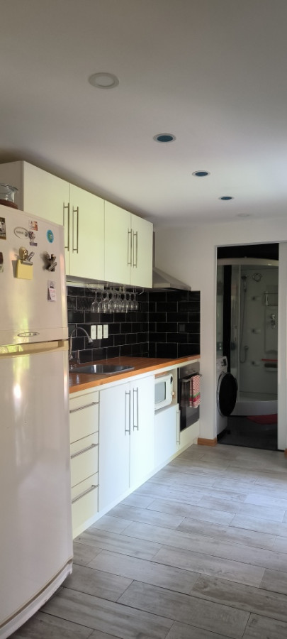 Casa ID.9053 - Venta Casa Gran Terreno 1 Dormitorio Piscina Parrillero En El Pinar