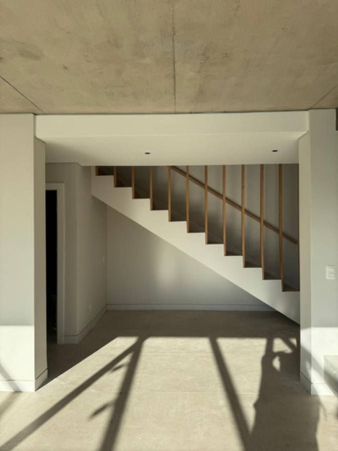 Casa ID.9065 - Hermosa Casa A Estrenar 3 Dorm Con Jardín Y Piscina En Carrasco Norte