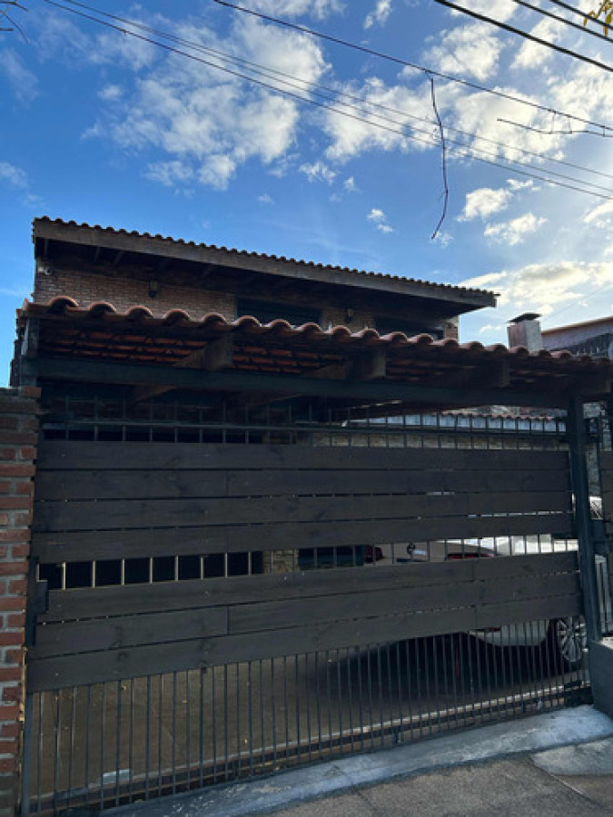 Casa ID.9159 - Casa 3 Dormitorios, 2 Baños, Garage Y Barbacoa En Pérez Castellanos