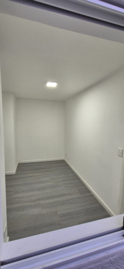 Casa ID.9186 - Se Vende Casa De 2 Dormitorios Con Patio En Parque Batlle A Estrenar