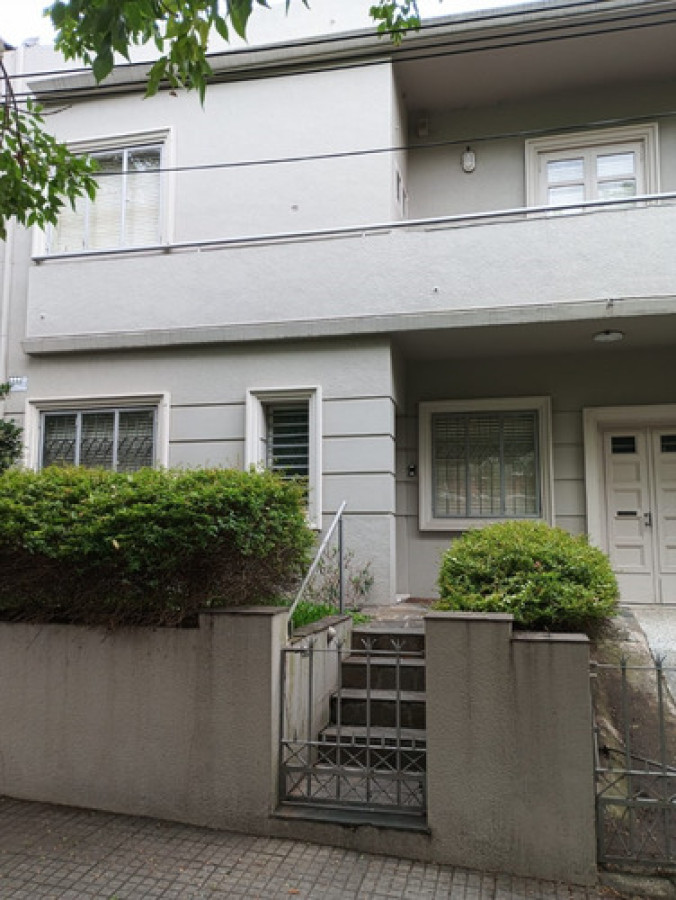 Casa ID.9335 - Hermosa Casa  U Oficinas para estudio de profesionales