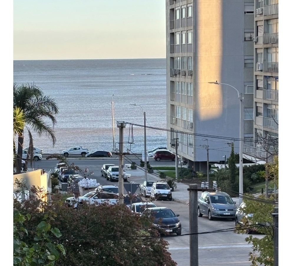 Casa ID.9335 - Hermosa Casa  U Oficinas para estudio de profesionales