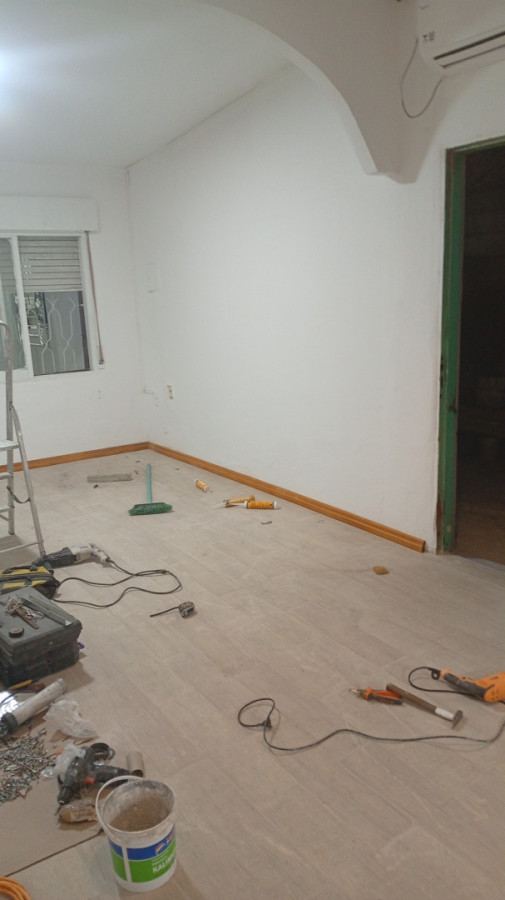 Casa ID.12713 - Alquiler De Casa 2 Dormitorios Con Patio Cochera Sin Gastos Comunes En La Teja