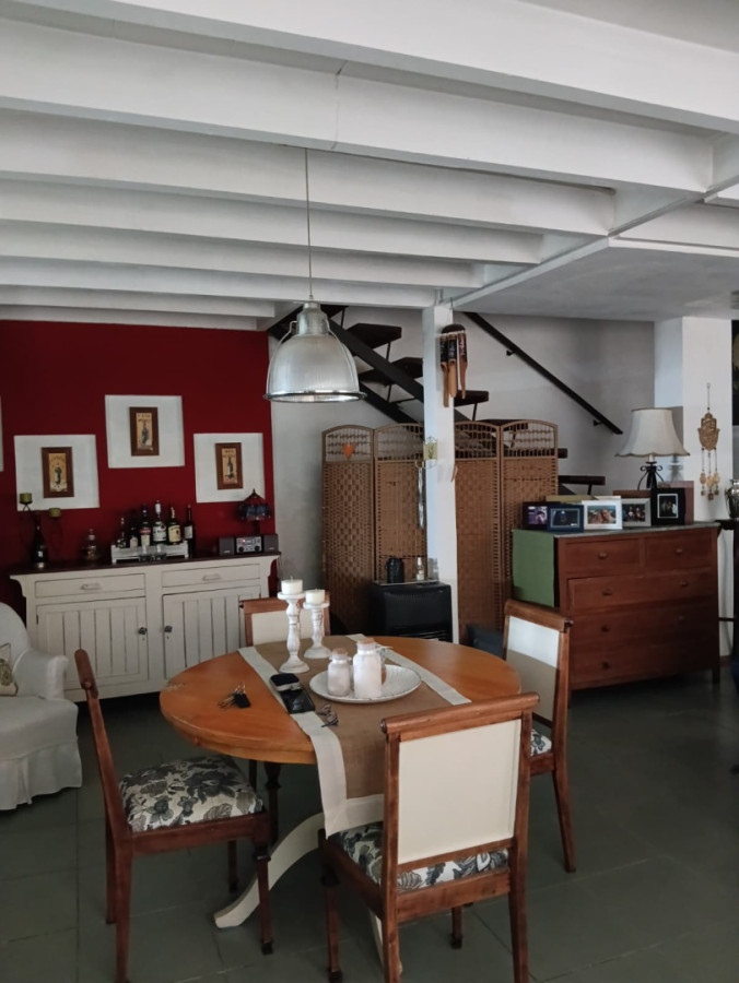 Casa ID.11994 - ALQUILER AMPLIO APTO TIPO CASA EN EL PRADO AMUEBLADO 3 DORMITORIOS 2 BAÑOS Y COCHERA!