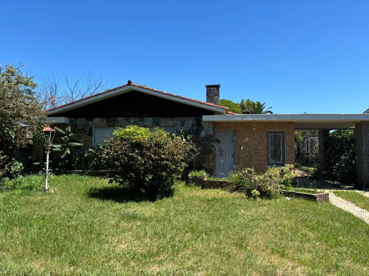 Casa ID.7214 - Hermosa Casa En Venta 2 Dormitorios. Lagomar 