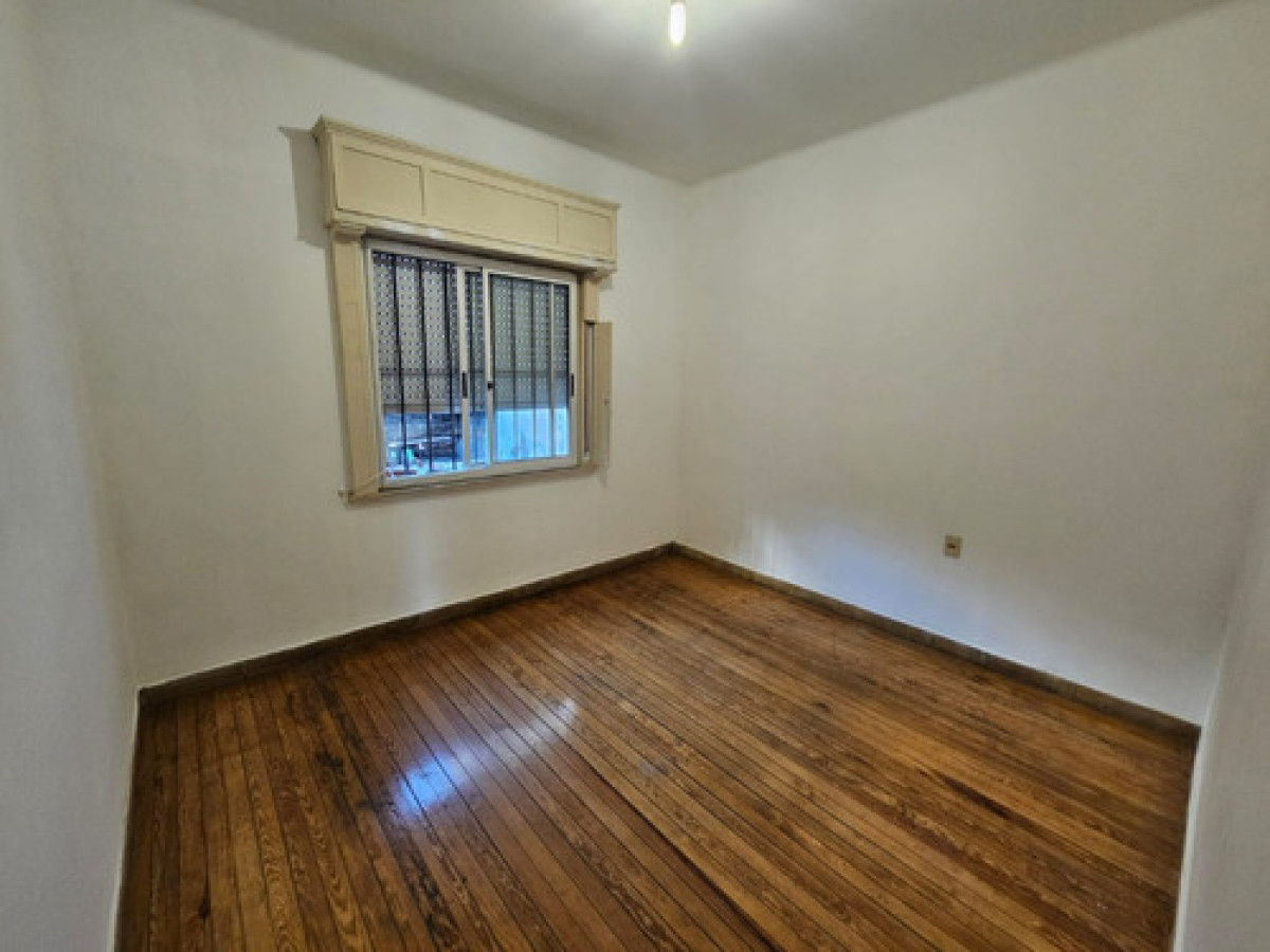 Casa ID.9776 - Se Vende Casa De Altos 3 Dormitorios 2 Baños Y Servicio La Blanqueada