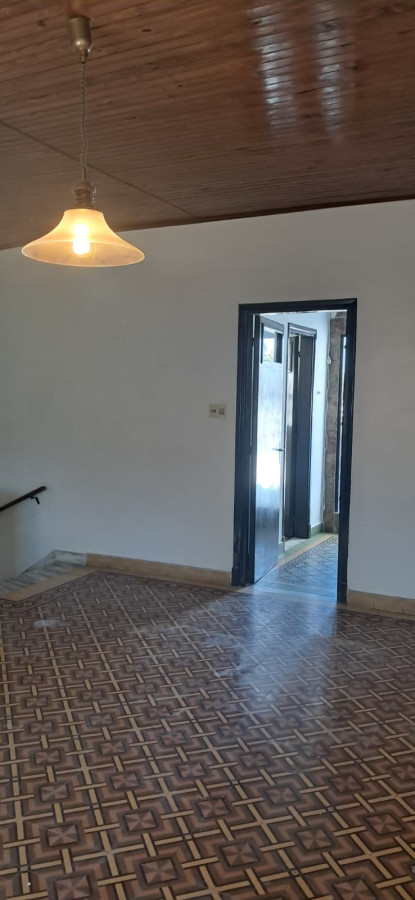 Casa ID.11060 - Alquiler Casa De Altos 2 Dormitorios Parrillero En Brazo Oriental