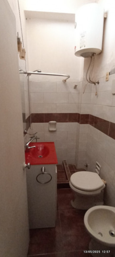 Casa ID.9962 - En Venta Casa 2 Dormitorios, Amplia En La Unión