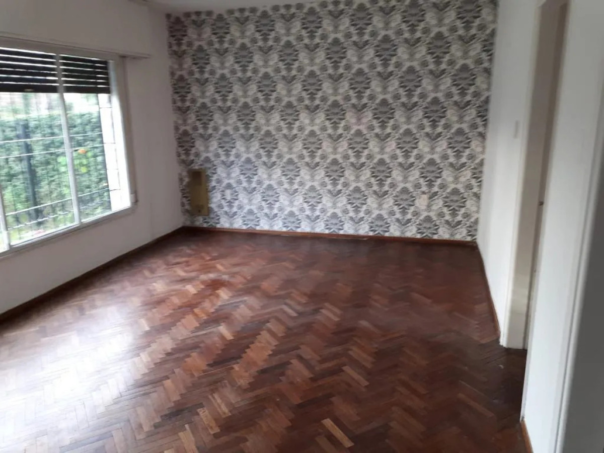 Casa ID.11240 - Hermosa Casa De 2 Dorm Con Cochera Y 2 Baños